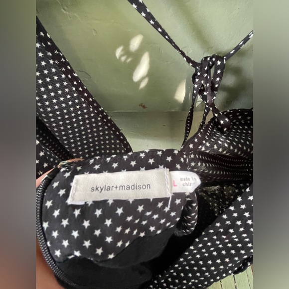 Skylar & Madison Star Romper - Picture 3 of 3